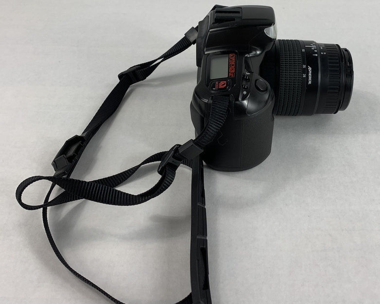 Minolta MAXXUM 330si RZ Camera w/ Quantaray MX AF 1:3.5-5.6 f=28-80mm Lens