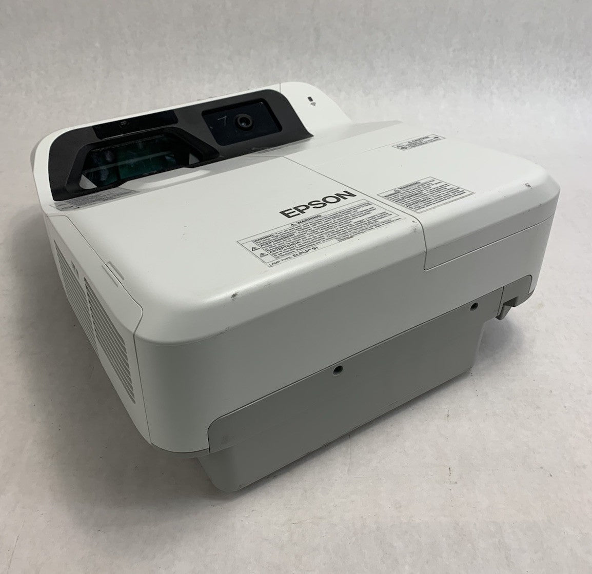 Epson PowerLite 695Wi H740A LCD Lamp Projector 212 Lamp Hours - No Remote0