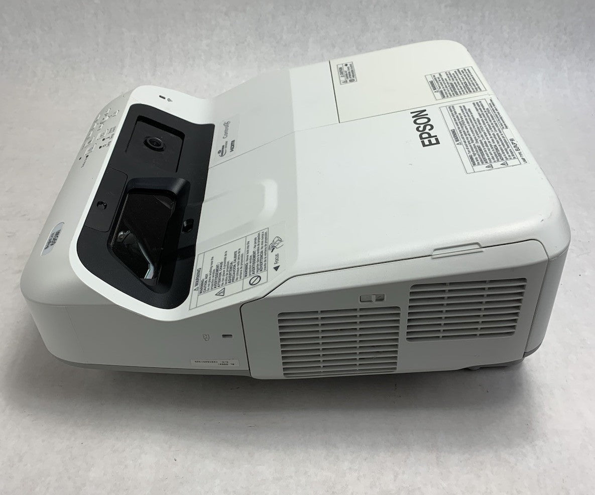 Epson PowerLite 695Wi H740A LCD Lamp Projector 4301 Lamp Hours - Dim No Remote4