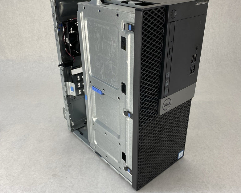 Lenovo ThinkCentre M900 SFF Intel Core i7-6700 3.4GHz 8GB RAM No HDD No OS