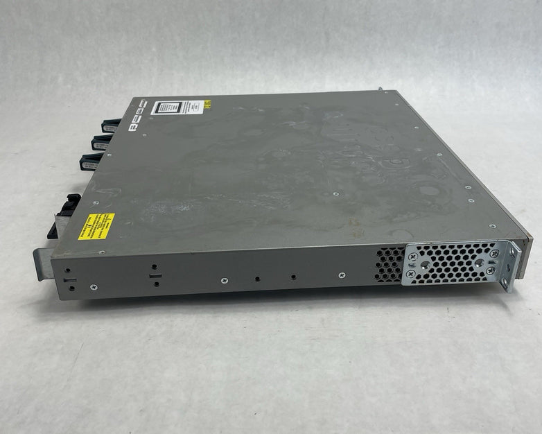 Cisco Catalyst C3850-12XS-S V02 12 Port 10GB SFP+ Fiber Tested & Reset