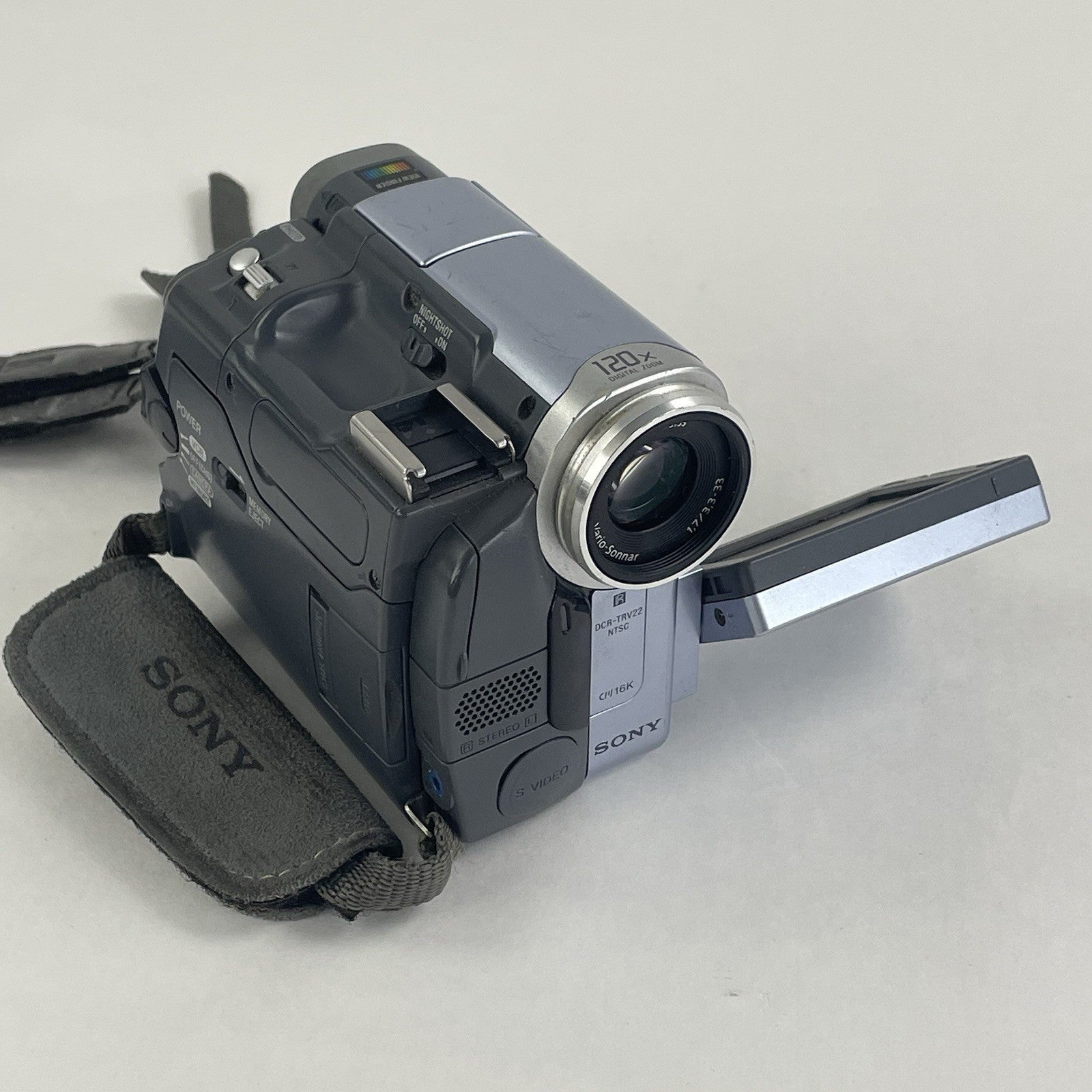 Sony Handycam DCR-TRV22E MiniDV Camcorder With Power Cord Tested0
