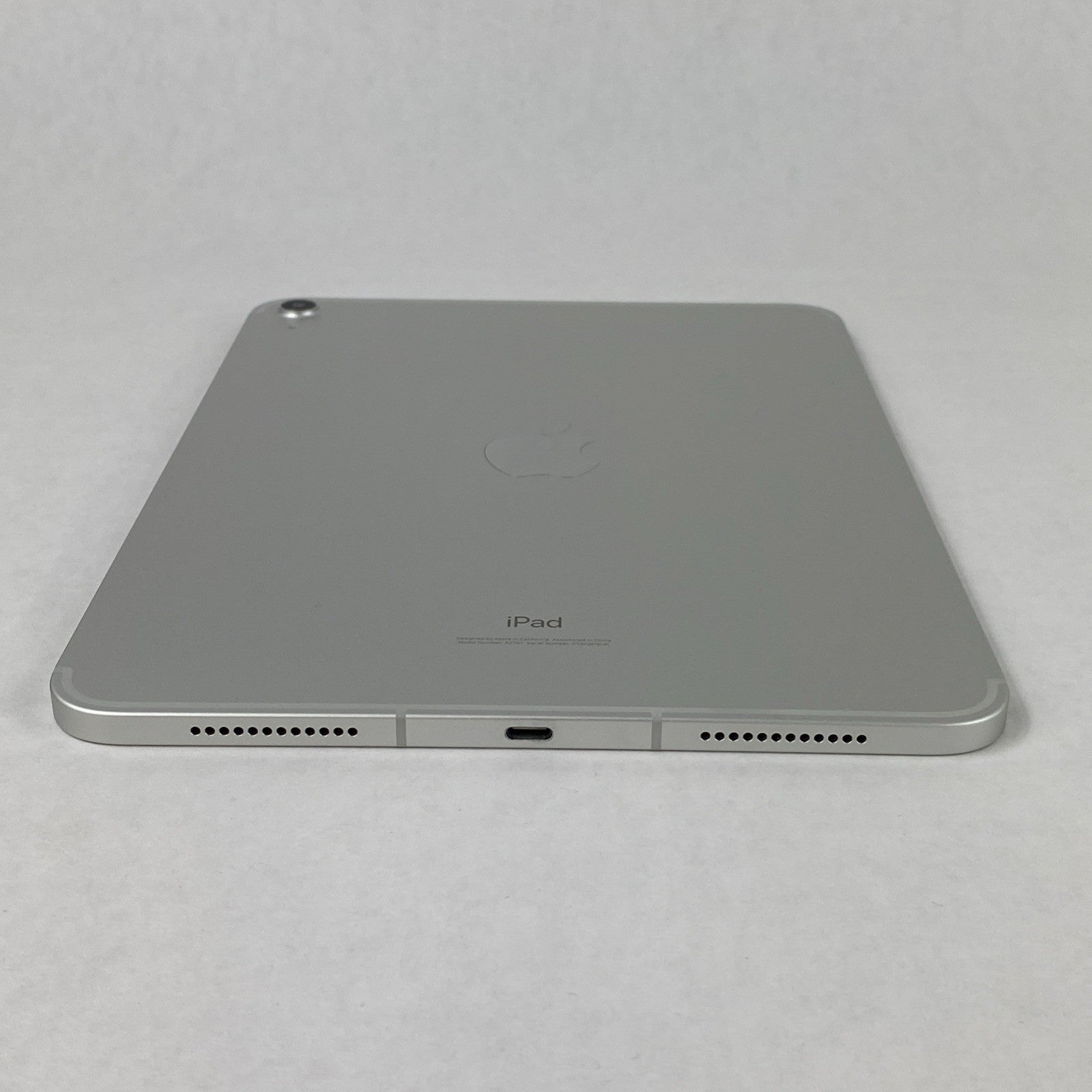 Apple iPad 10th Gen A2757 64GB Unlocked 10.9" Wi-Fi Silver IOS 26.615