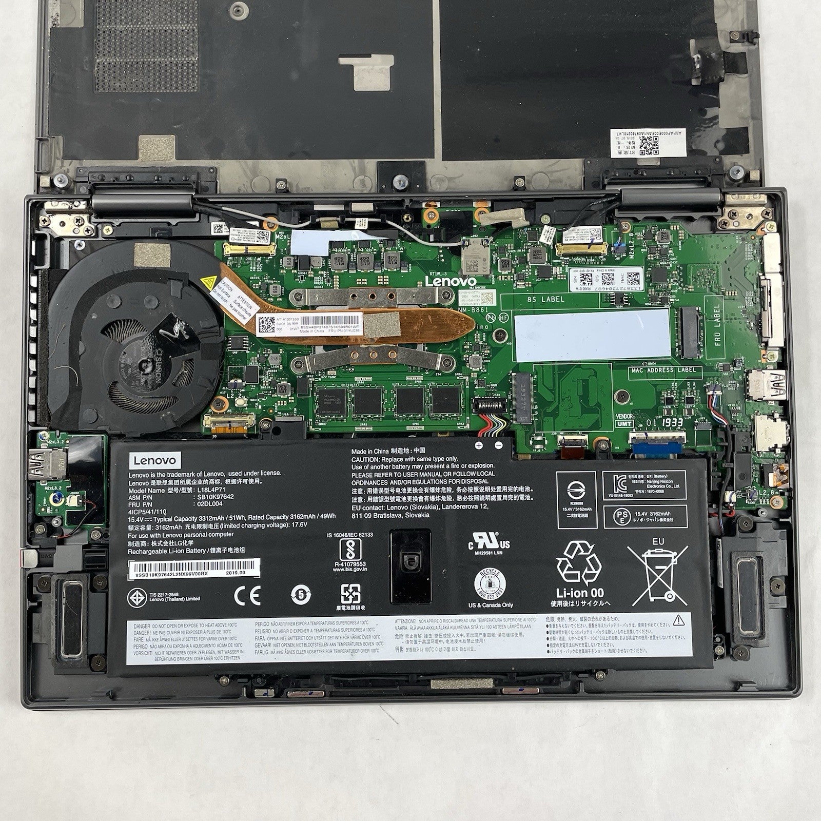 Lenovo ThinkPad X1 Yoga 4Gen 14" i5-8265U 1.60 GHz 16 GB RAM No SSD/OS/AC17