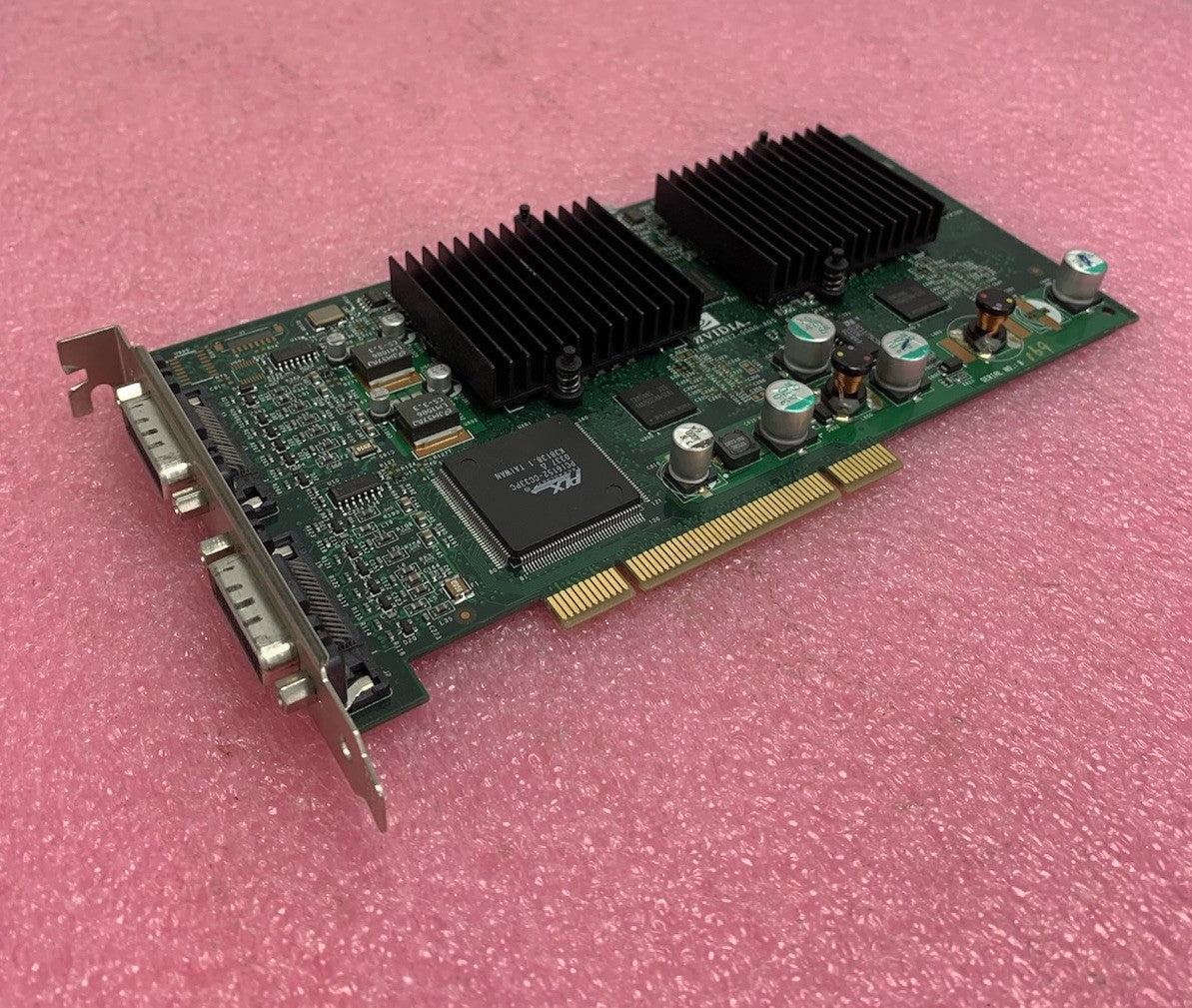 Nvidia Quadro NVS400 P77 180-50077-0000-A05 Video Graphics Card0