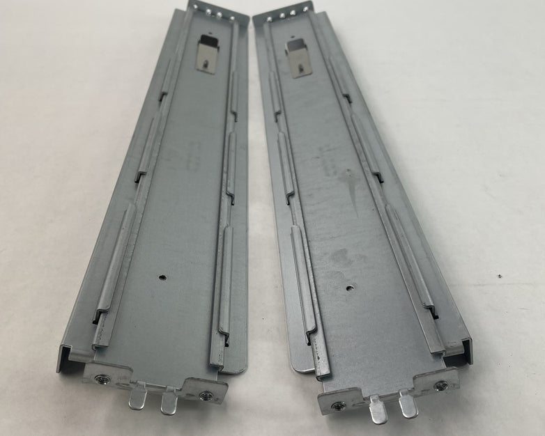 EMC Rack Mount Rail Kit 042-008-267 Mounting Rails Set