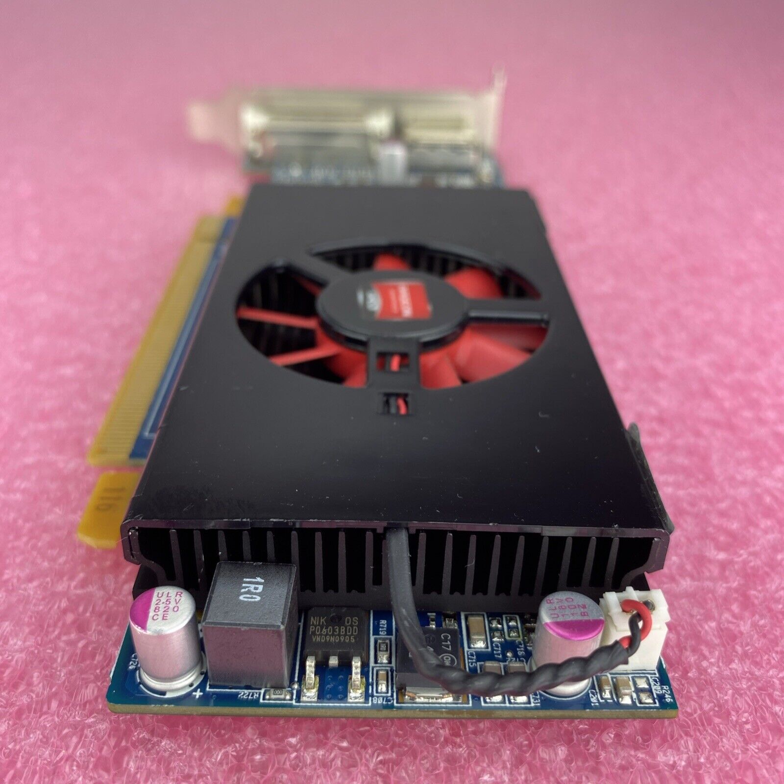 Dell AMD Radeon HD 7570 1GB GDDR5 PCIe x16 DVI DP 0KFWWP Lot Of 2