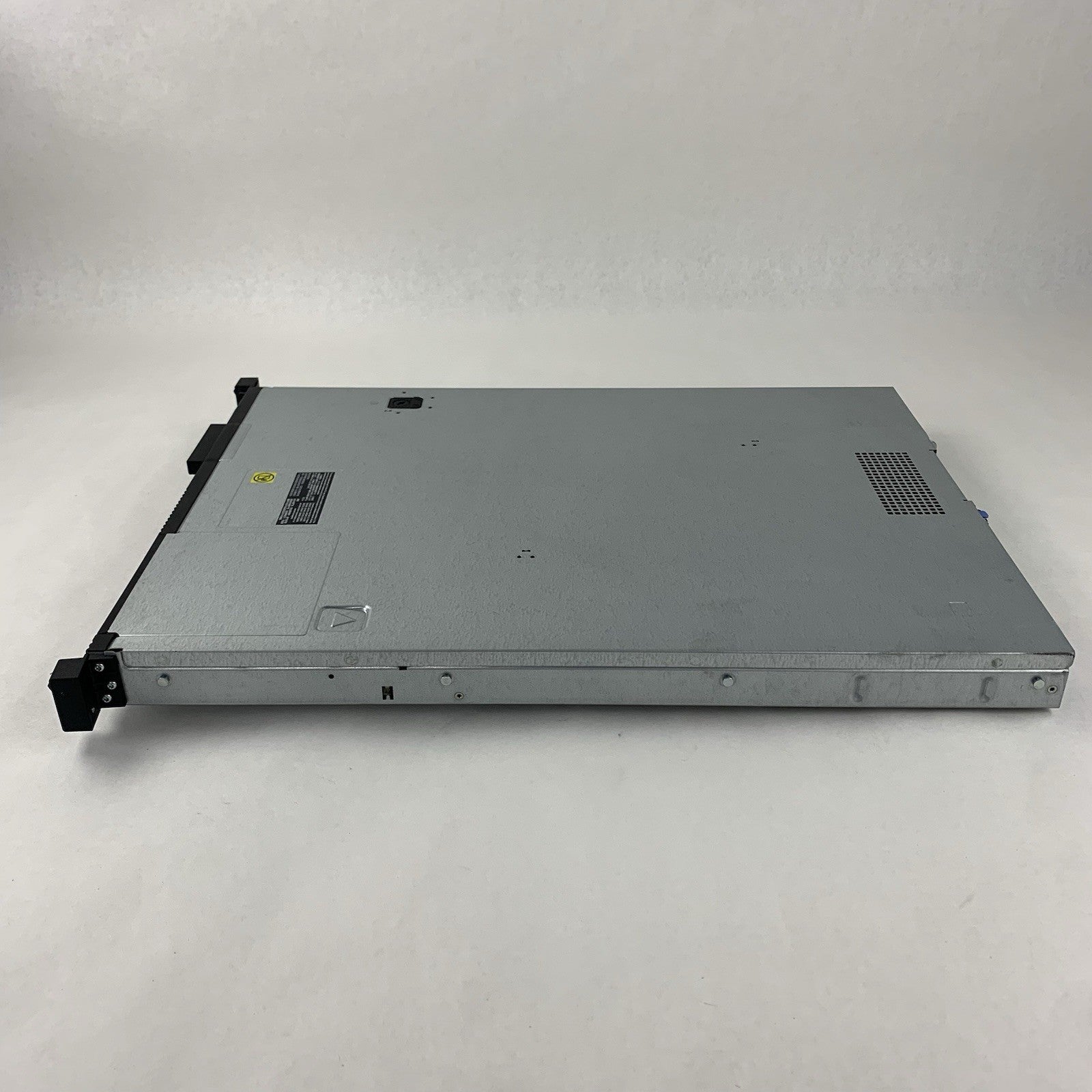 Dell PowerEdge R410 1U Server Xeon E5502 1.87 GHz 3 GB Ram No OS No HDD8