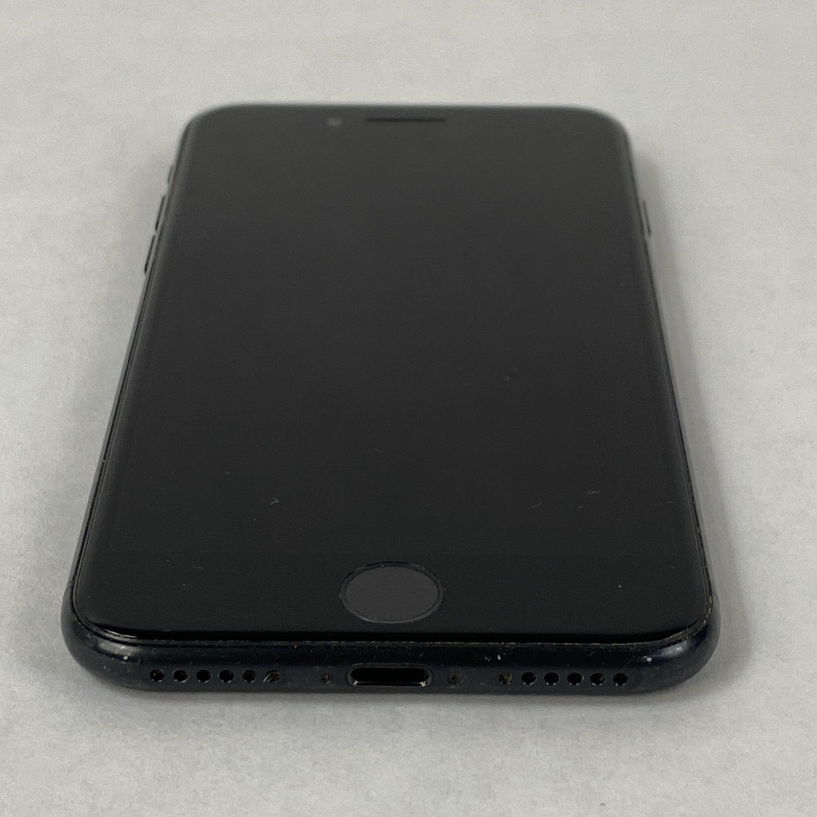 Apple iPhone SE 2nd Gen A2275 64GB AT&T 4.7" Black IOS 26.1 83% Battery Health10