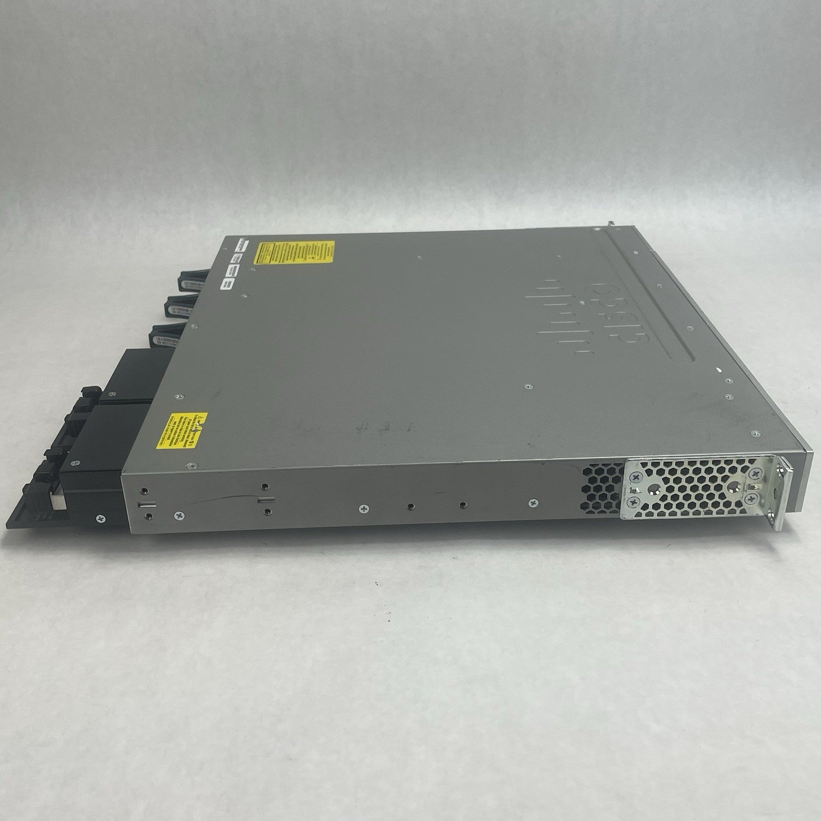 Cisco WS-C3850-48P-S 48 V02 Port Switch 2x 1100W PSU Tested & Reset5