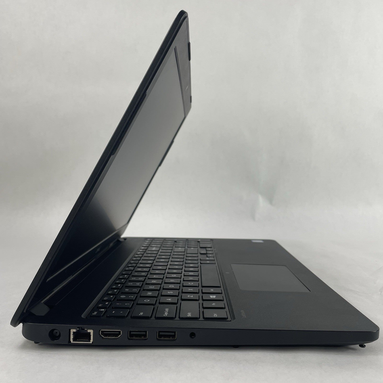 Dell Latitude 3580 15.6" i7-7500U 2.70 GHz 8 GB RAM No SSD/OS/AC/Battery5