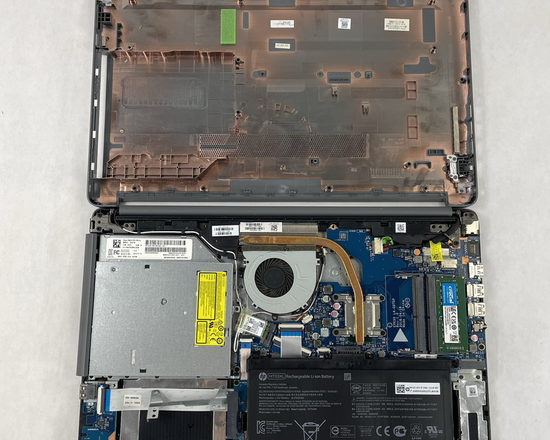 HP 15-da0046nr 15.6" i3-7020U 2.30 GHz 8 GB RAM No SSD No OS No AC