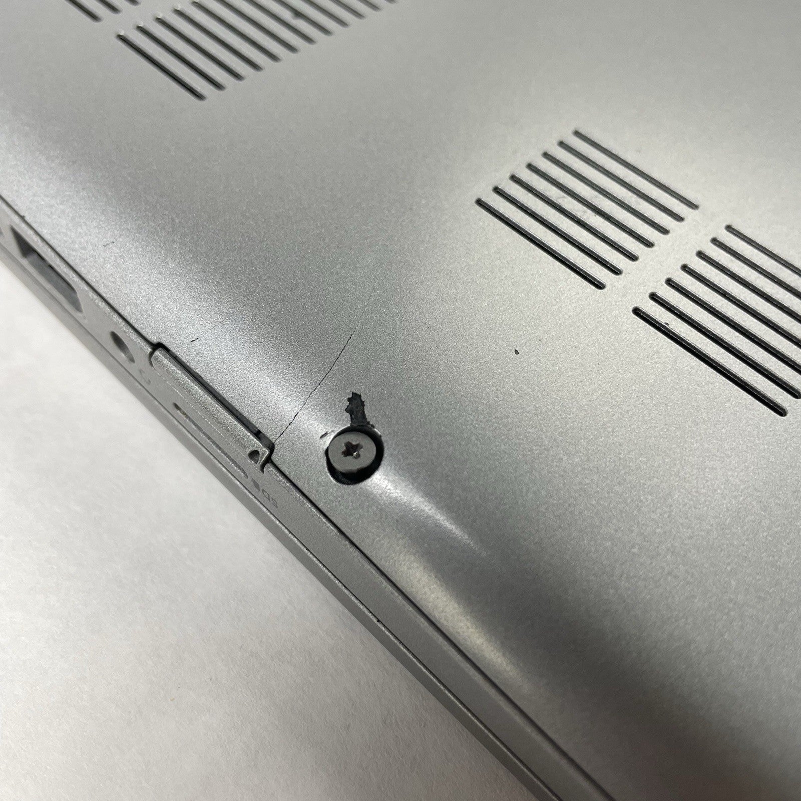 Dell Latitude 5410 14" i7-10610U 1.80 GHz 8 GB RAM No SSD/OS/AC/Batt - READ18