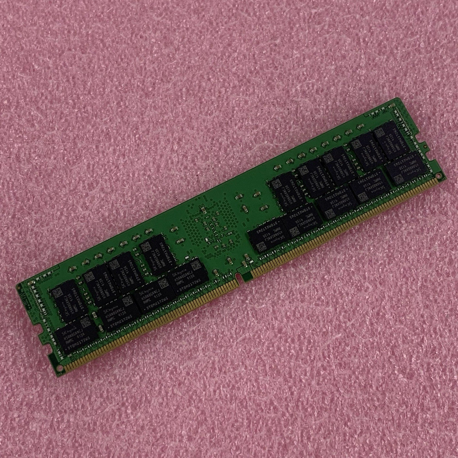 SK Hynix HMA84GR7CJR4N-WM 32 GB DDR4 PC4-23400 2Rx4 ECC Server Memory Module4