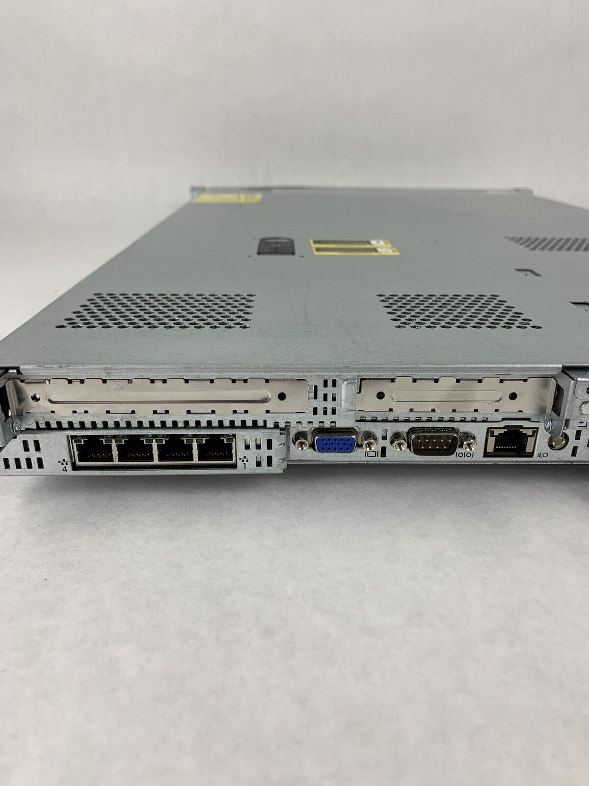 HP ProLiant DL360p Gen8 Quad-Core Xeon E5-2603 V2 1.8 GHz 32 GB RAM No OS No HDD