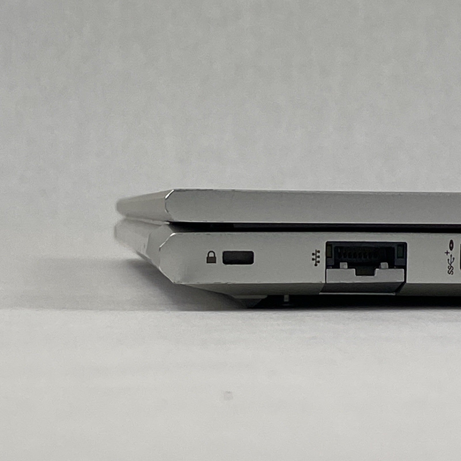HP 655 G10 AMD Ryzen 7 Pro 7730U 2.00 GHz 16 GB RAM 15.6" No HDD No OS