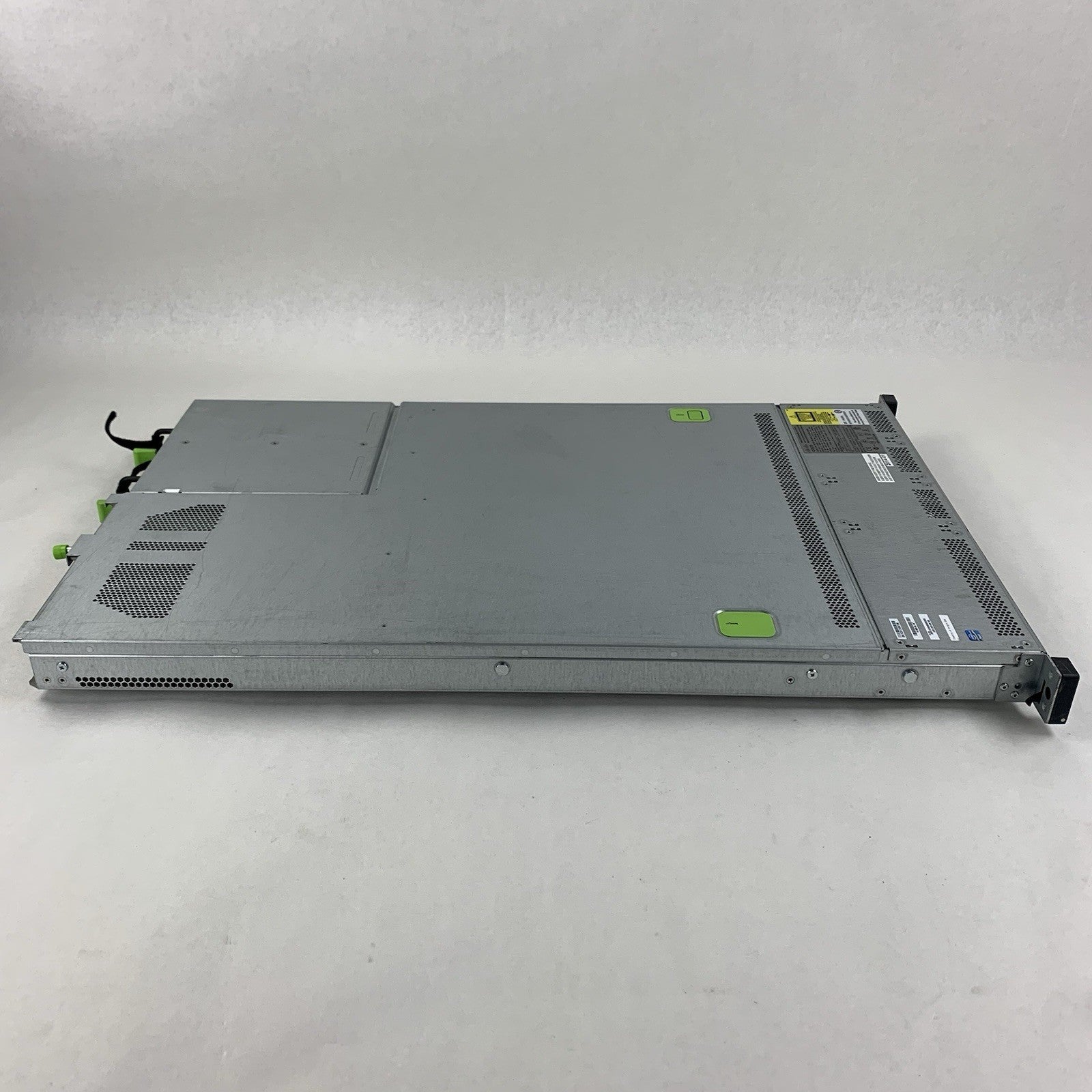 Cisco UCS C220 M3 1U Server 2x E5-2670 2.5 GHz 128 GB Ram No OS No HDD6