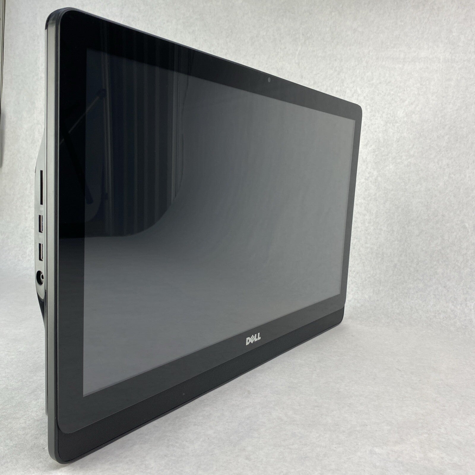 Dell Inspiron 22-3265 21.5" Touch  AIO AMD E2-7110 1.80GHz 4GB RAM No HDD OS