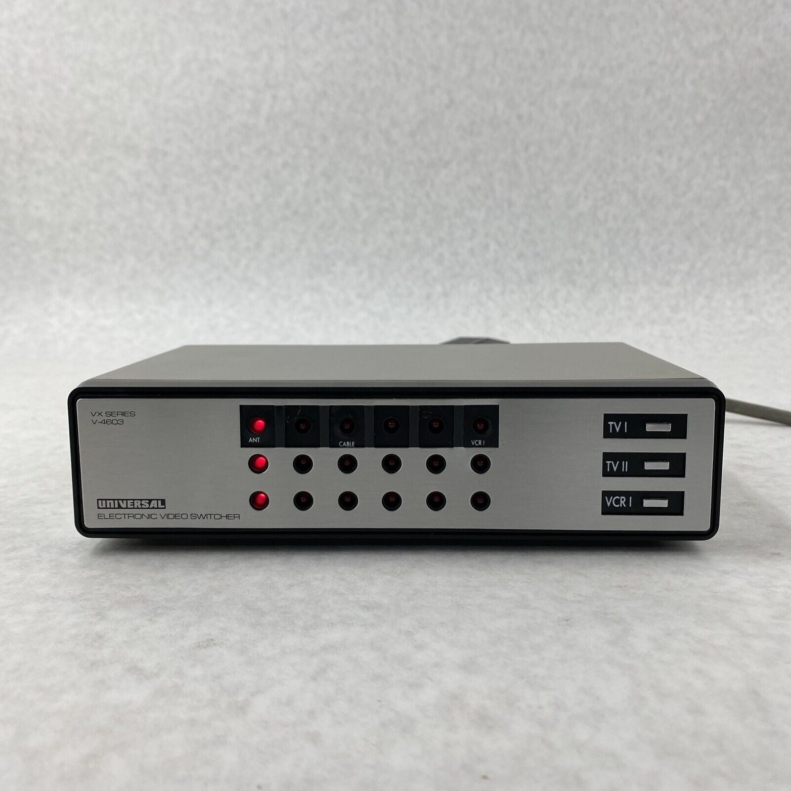 Universal V-4603 Vintage VX Series Electronic Video Switcher