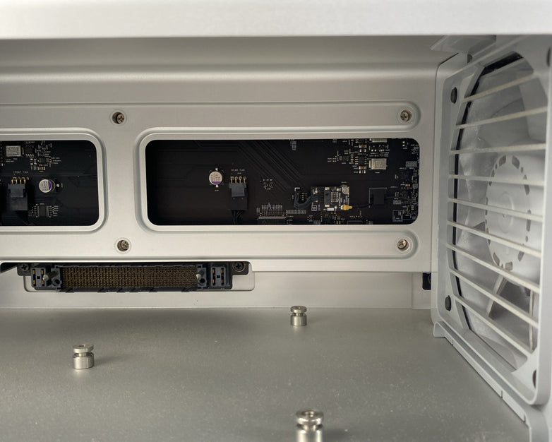Apple Mac Pro A1289 2009 Xeon W3540 2.93GHz 6GB RAM 640GB HDD os10.11.6 No GPU