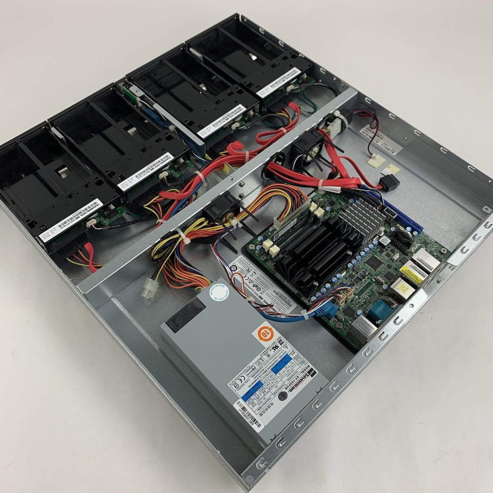 Tandberg RDX Quikstation 4 RMN-A-01-14 Desktop StorageLoader No HDD No OS10