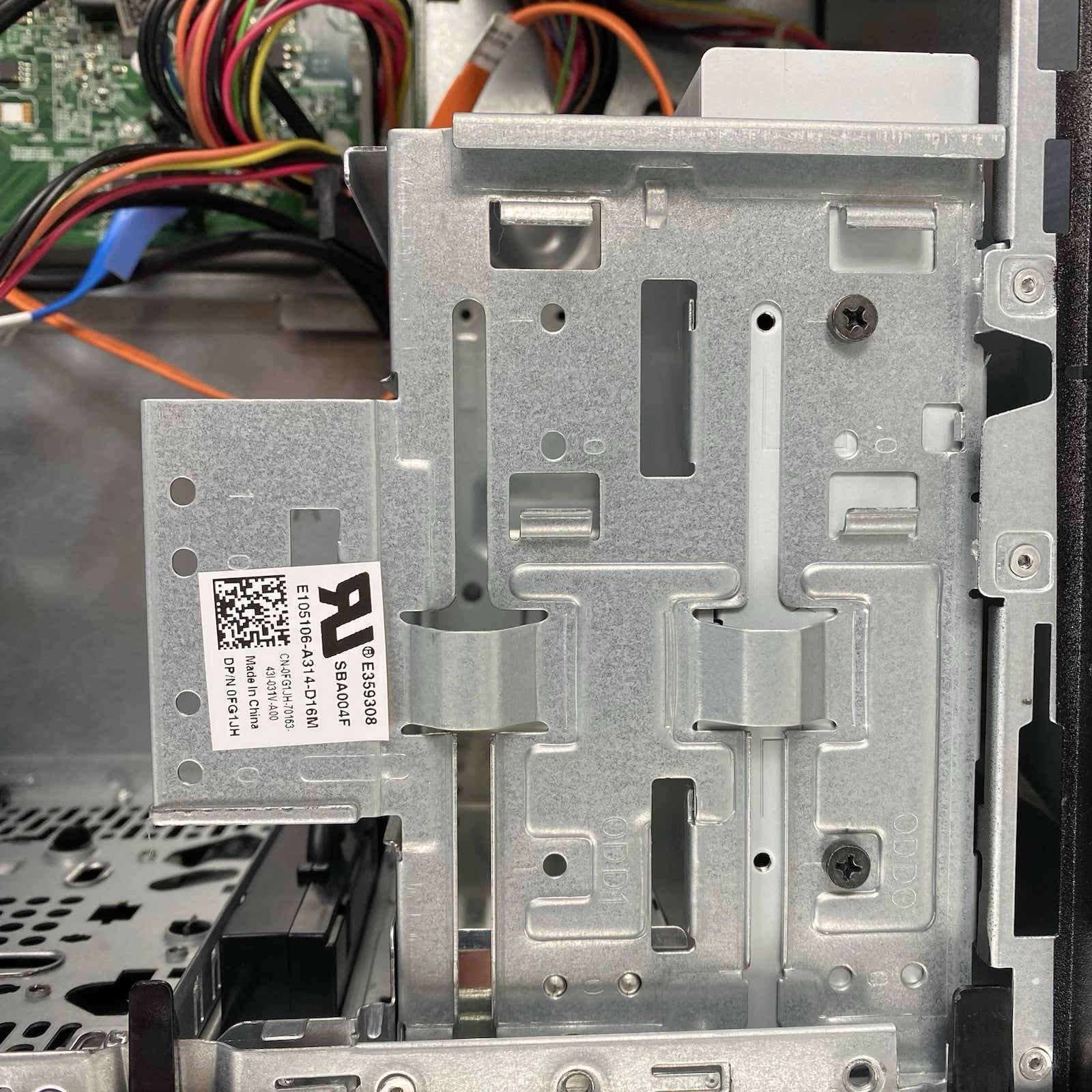 Dell Inspiron 3847 MT Intel Core i5-4440 3.10GHz 4GB RAM No HDD No OS