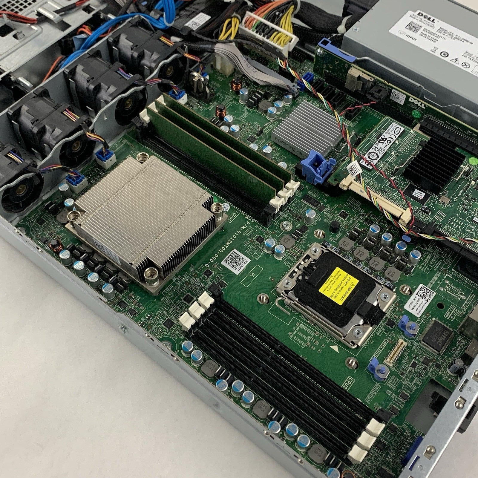Dell PowerEdge R410 1U Server Xeon E5502 1.87 GHz 3 GB Ram No OS No HDD13