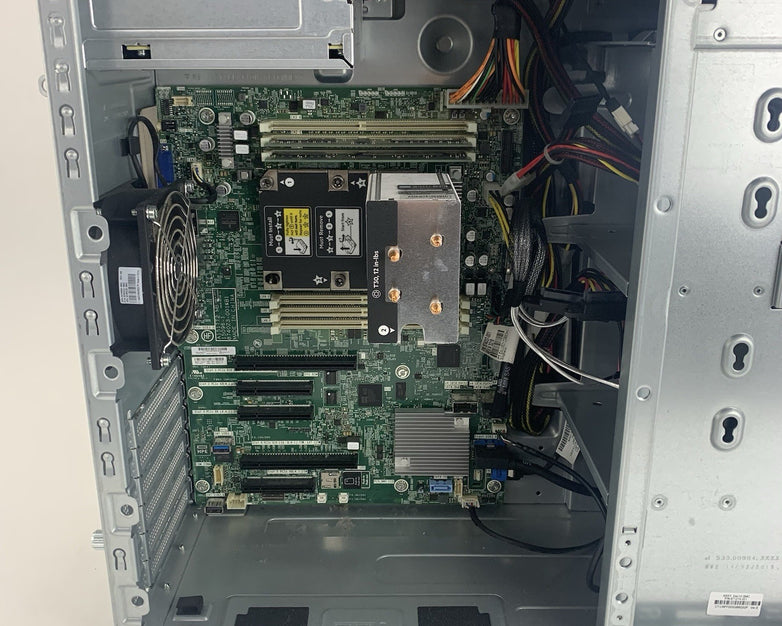 HP ML110 Gen10 8xSFF Server 1x Bronze 3104 1.7 GHz 24 GB Ram No HDD No OS