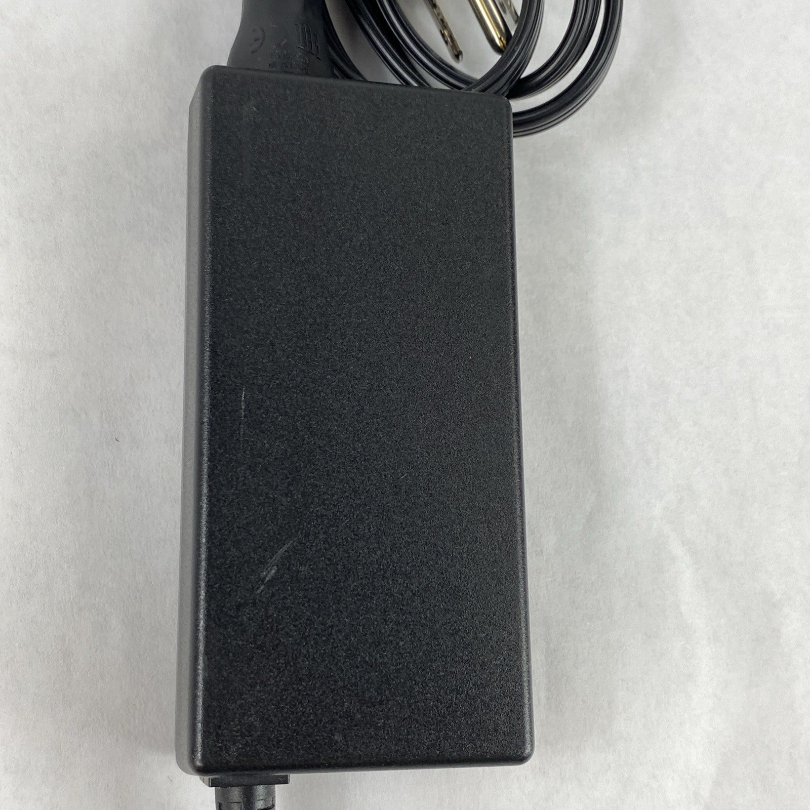 HP TPC-CA58 65W 19.5V 3.33A 7.4mm Barrel Charger AC Adapter (Lot of 7)6