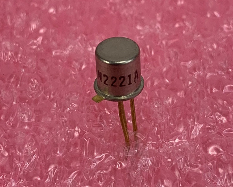 Fairchild 2N2221A Bipolar Transistor (Lot of 6)