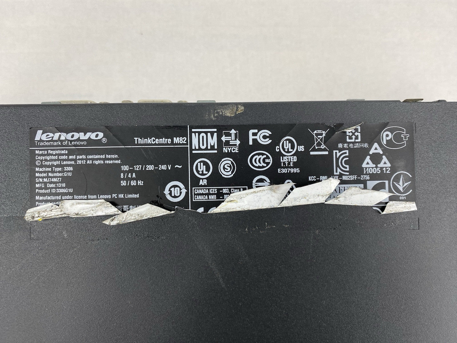 Lenovo ThinkCentre M82 SFF Intel Core i3-3220 3.30GHz 8GB RAM No HDD No OS