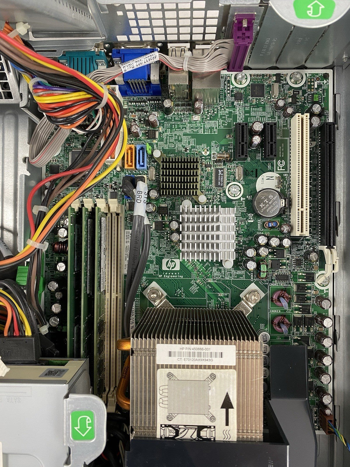 HP Compaq DC5850 SFF AMD Athlon 1640B 2.70GHz 4GB RAM No HDD No OS