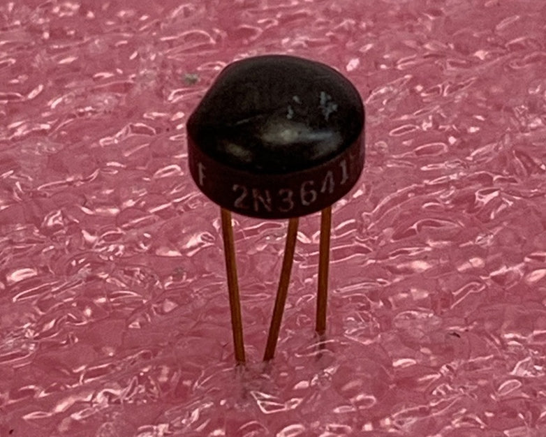 Fairchild 2N3641 427 Transistor (Lot of 11)