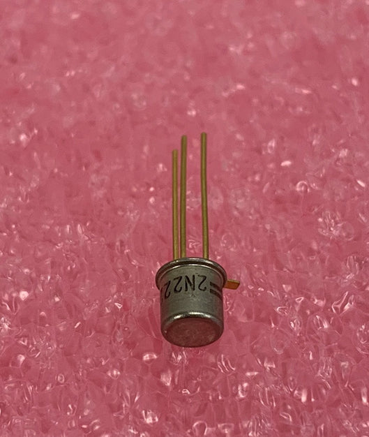 Fairchild 2N2221 Bipolar Transistor (Lot of 5)