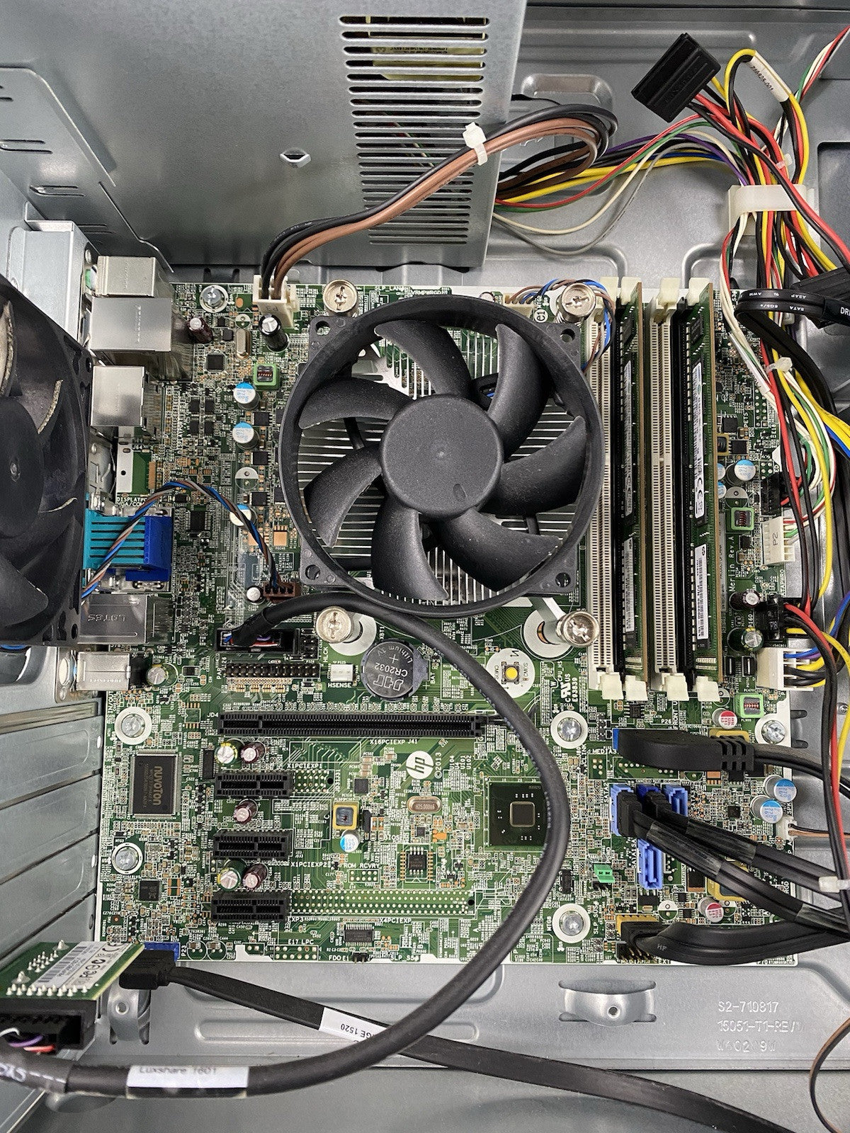 HP ProDesk 600 G1 MT Intel Core i5-4590 3.30GHz 8GB RAM No HDD No OS