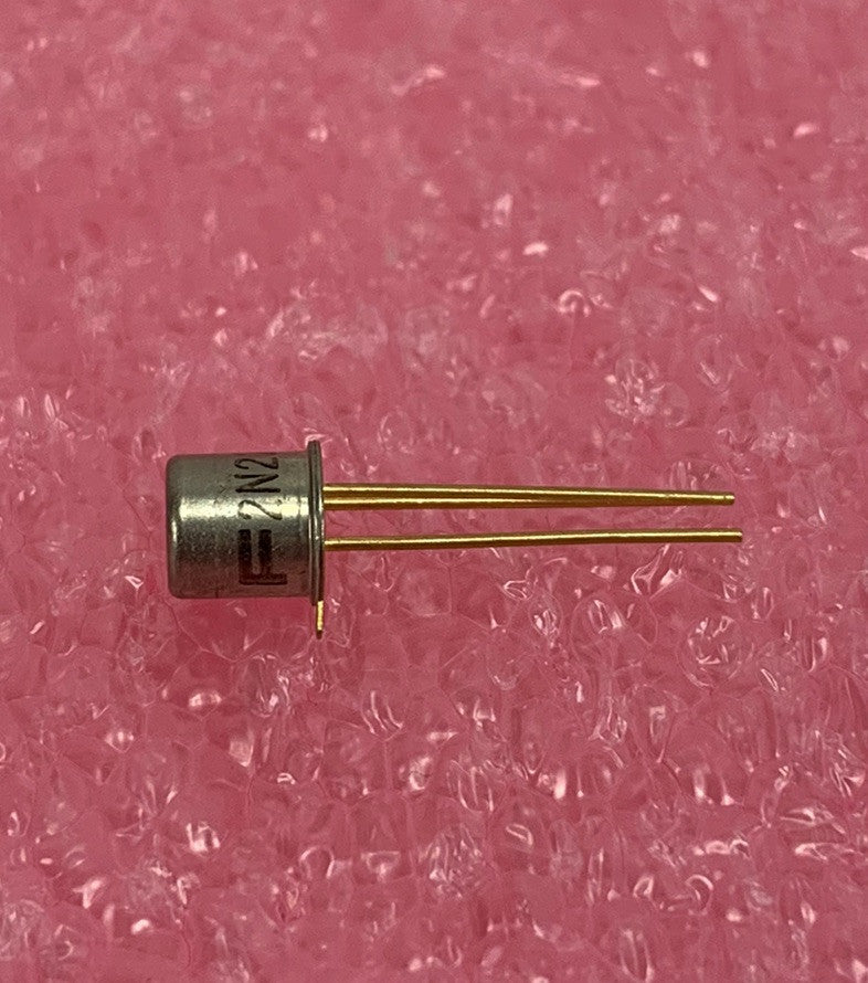 Fairchild 2N2221 Bipolar Transistor (Lot of 5)