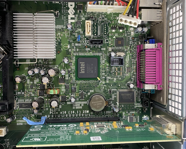 Dell OptiPlex 755 DT Pentium Dual-Core E2220 2.40Ghz 2GB RAM No HDD No OS