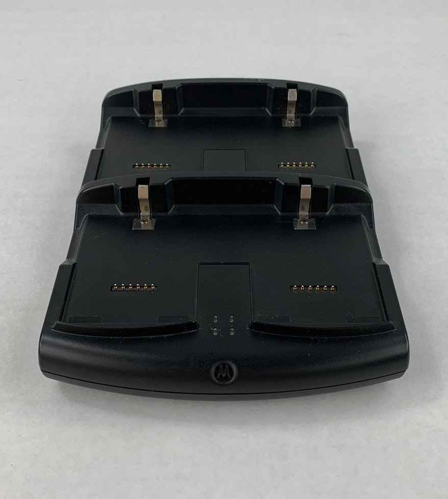 Motorola SAC5500-4000 4-Slot Battery Charger1