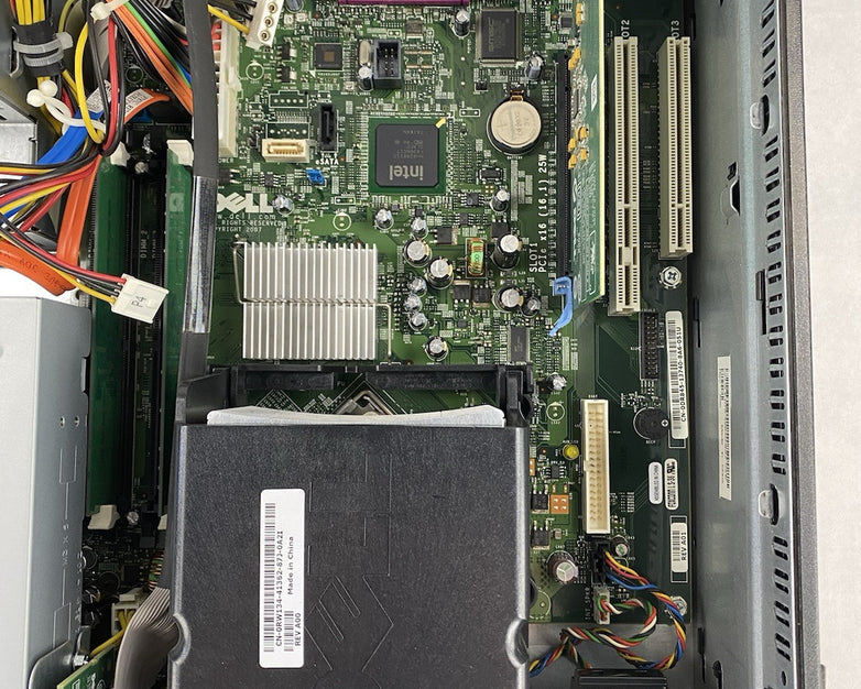 Dell OptiPlex 755 DT Pentium Dual-Core E2220 2.40Ghz 2GB RAM No HDD No OS