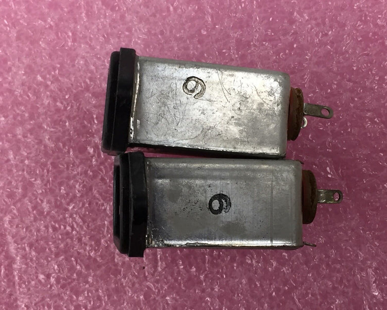 Corcom 560-7 550-1 625 0/075/21 Power Plug Lot of 2