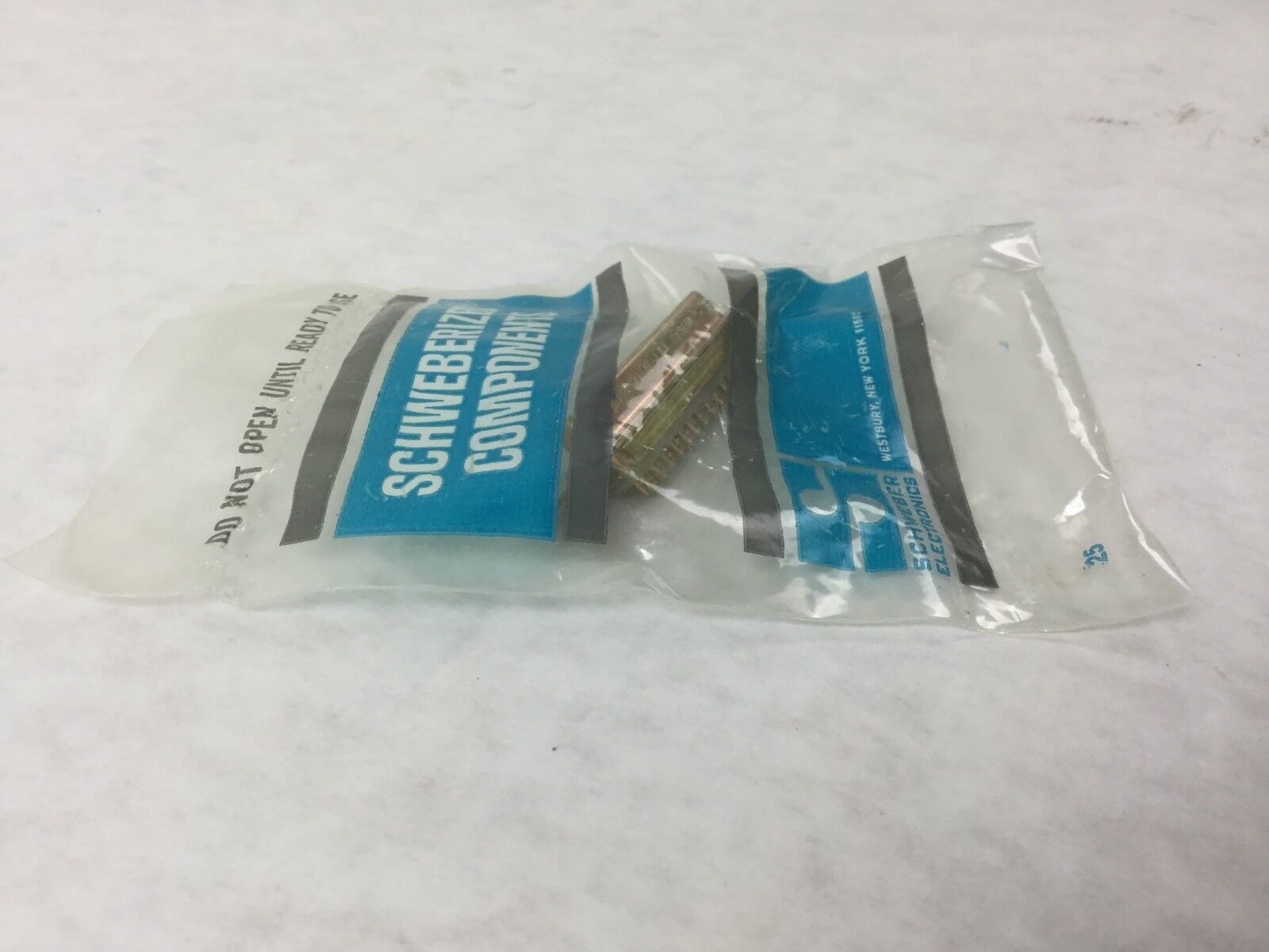 SCHWEBER ELECTRONICS, 7819 ITT Connector 45 Position, NEW SEALED