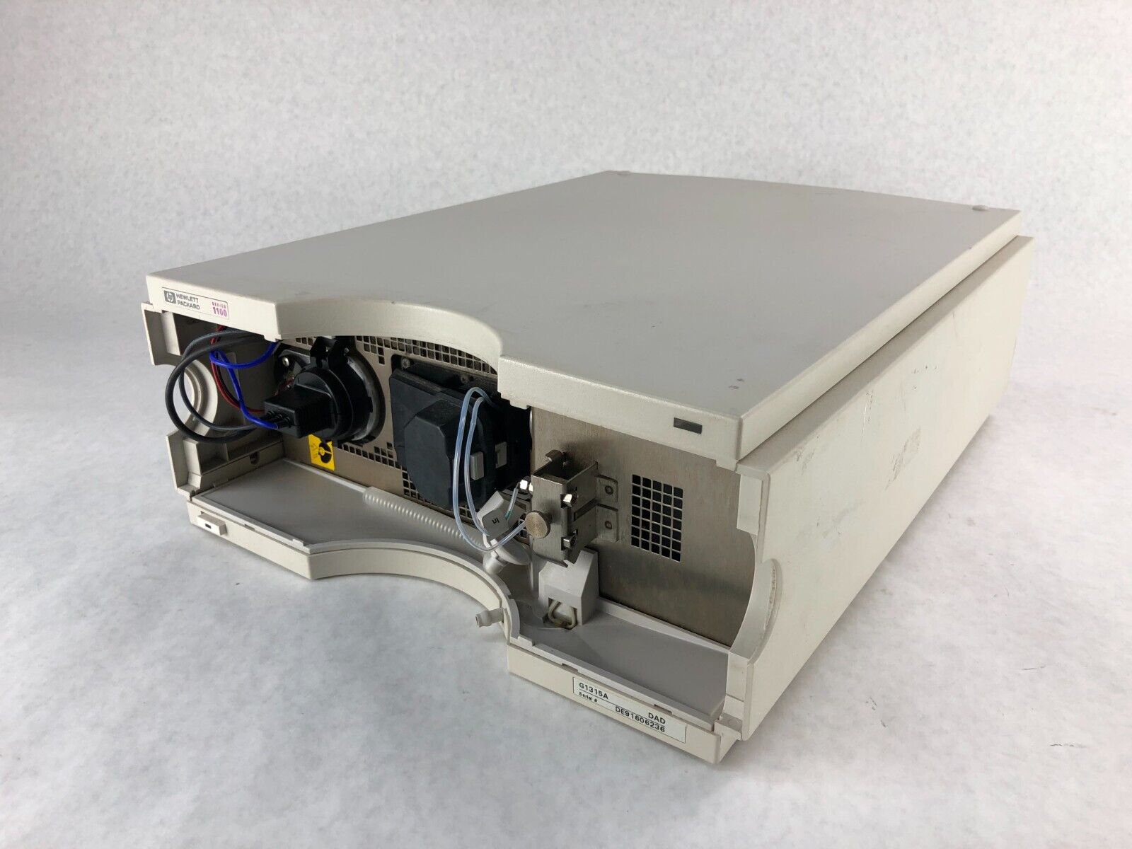 Hewlett Packard Agilent Series 1100 G1315A Diode Array Detector - Bad Main Board