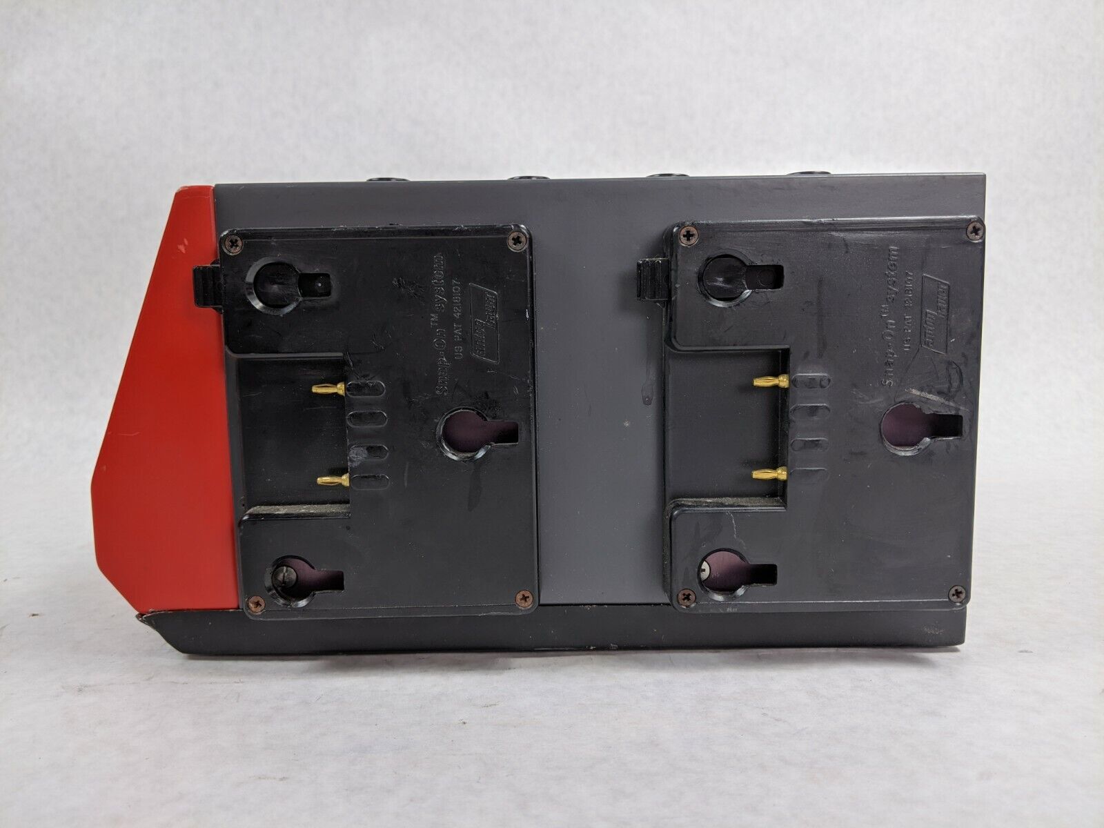 PAG SC2 Microcomputer-Controlled Battery Managment System Frezzi PAG 9704