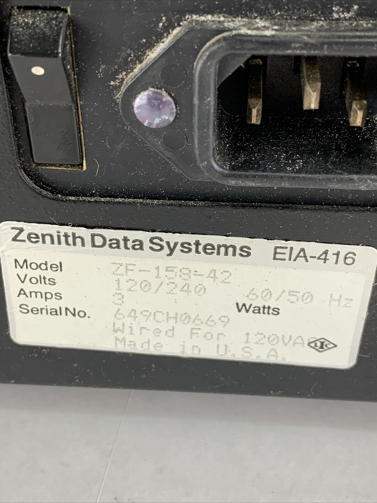Zenith ZF-158-42 Desktop 8MHz 640KB RAM No HDD No OS