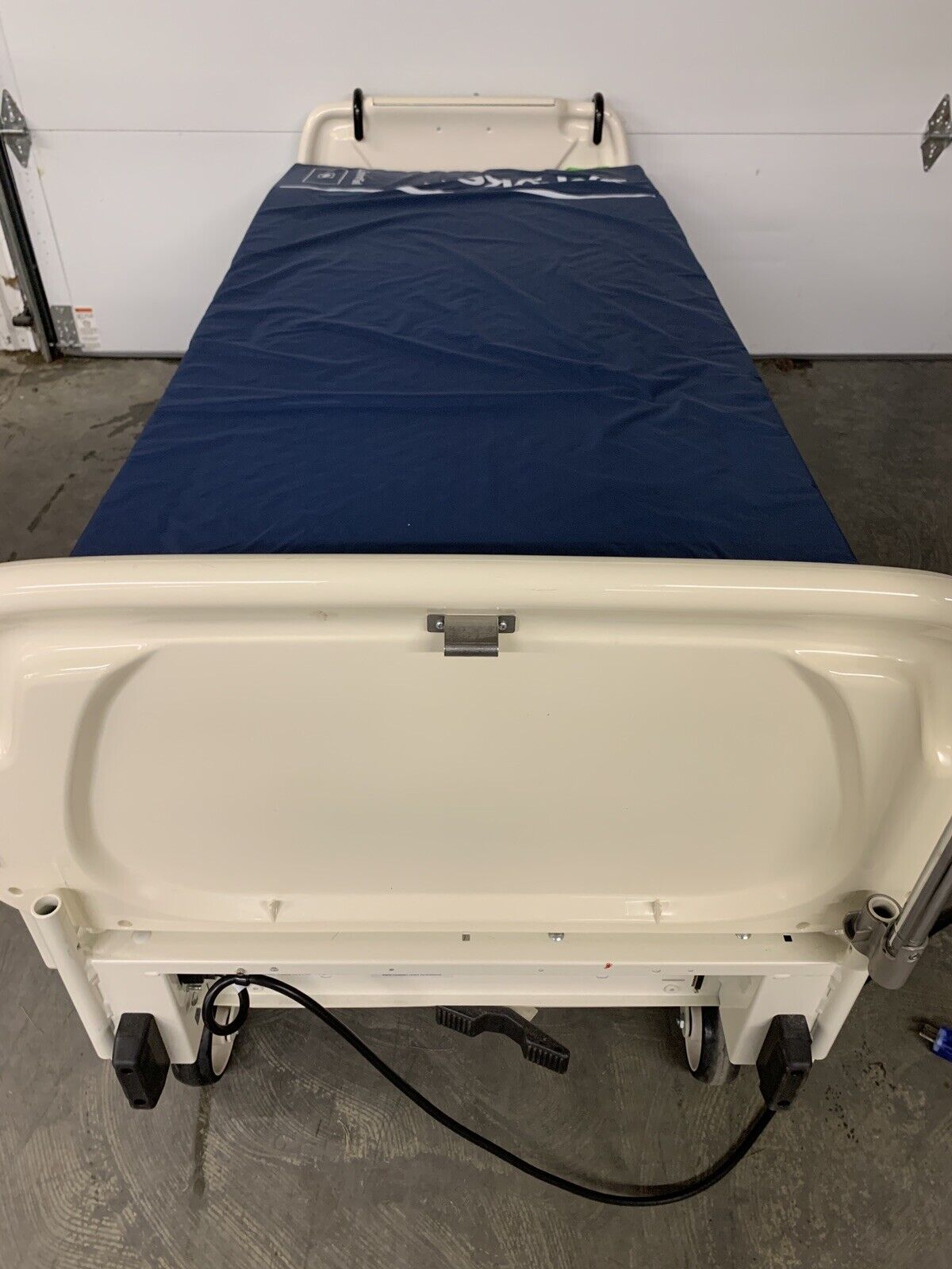 Stryker Epic Bed 2030 Critical Care Hospital Bed Comfort Gel Mattress For Parts