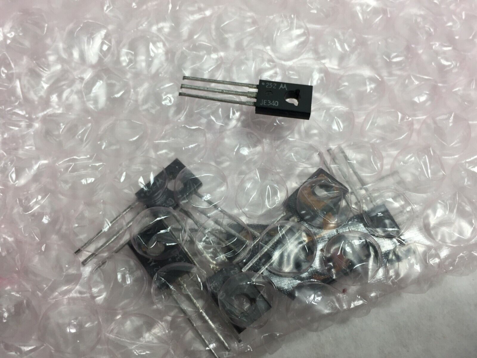 NOS Genuine  Motorola JE340 3-Pin Transistor  Lot of 10