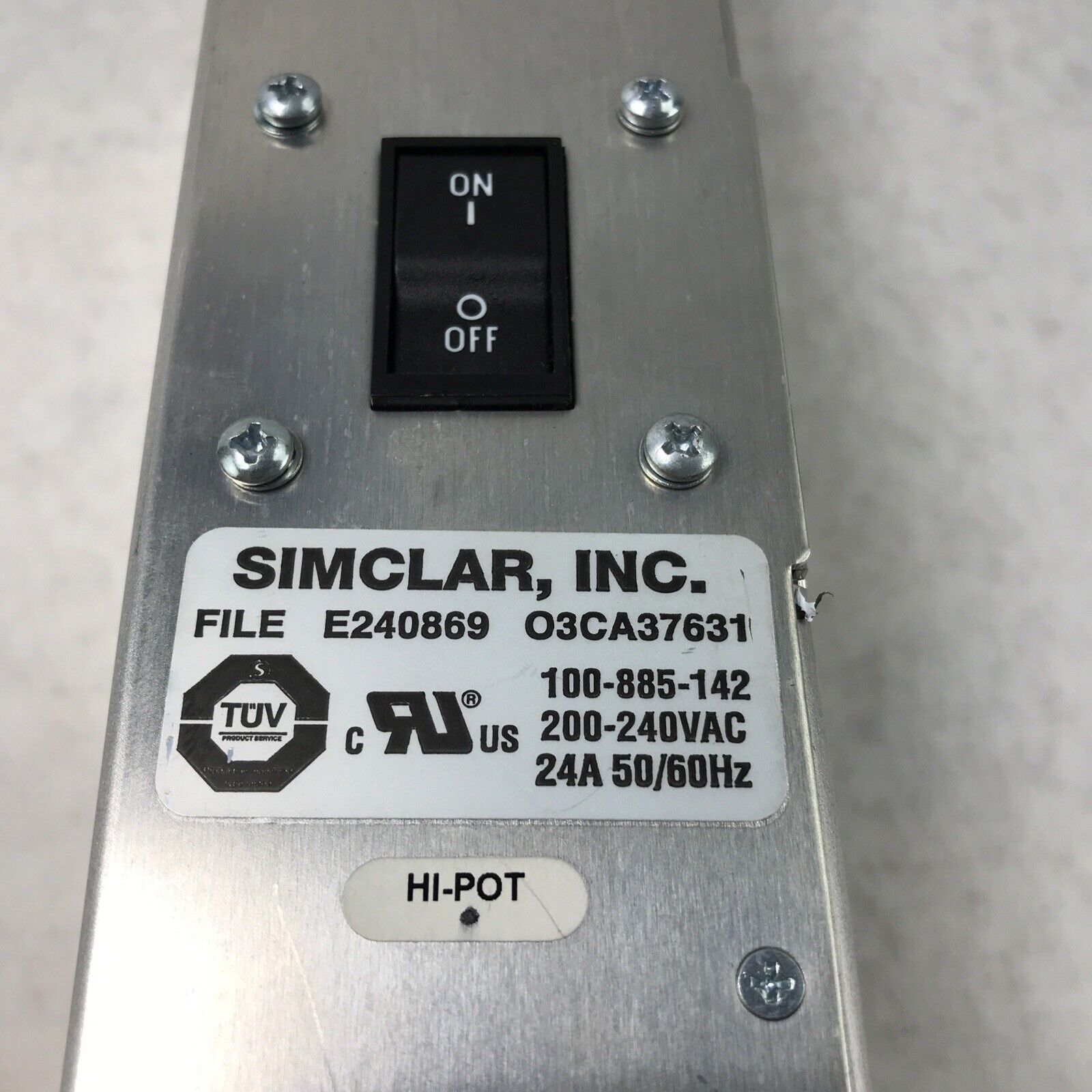 Simclar 100-885-142 E240869 Power Adapter