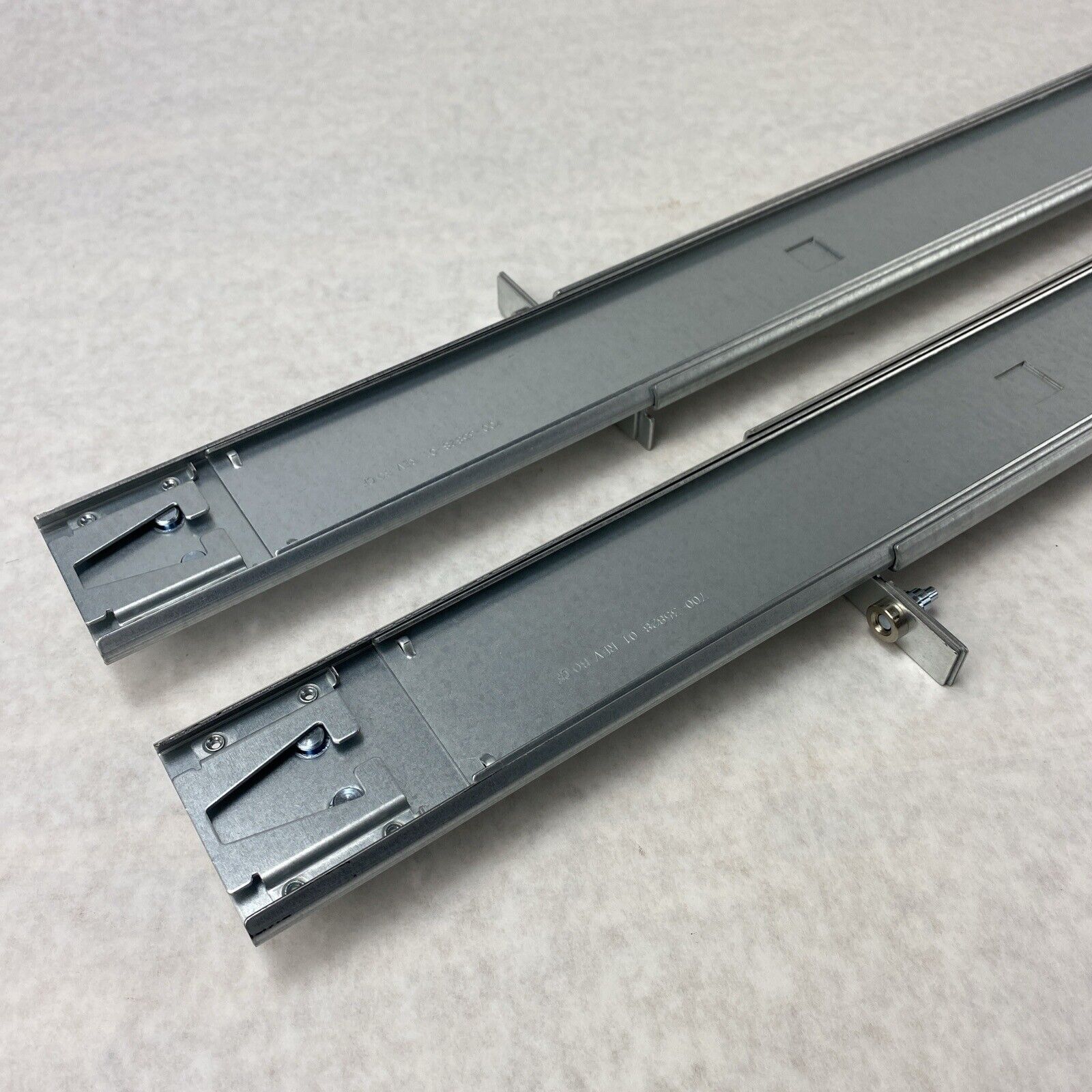 Cisco L + R Rail Kit Set 700-35824-01 700-35838-01 Outer 700-35828-01 Inner