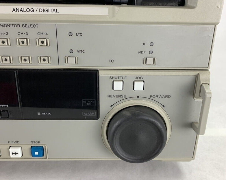 Sony Betacam SX digital Video Cassette Player DNW A22 For Parts and Repair