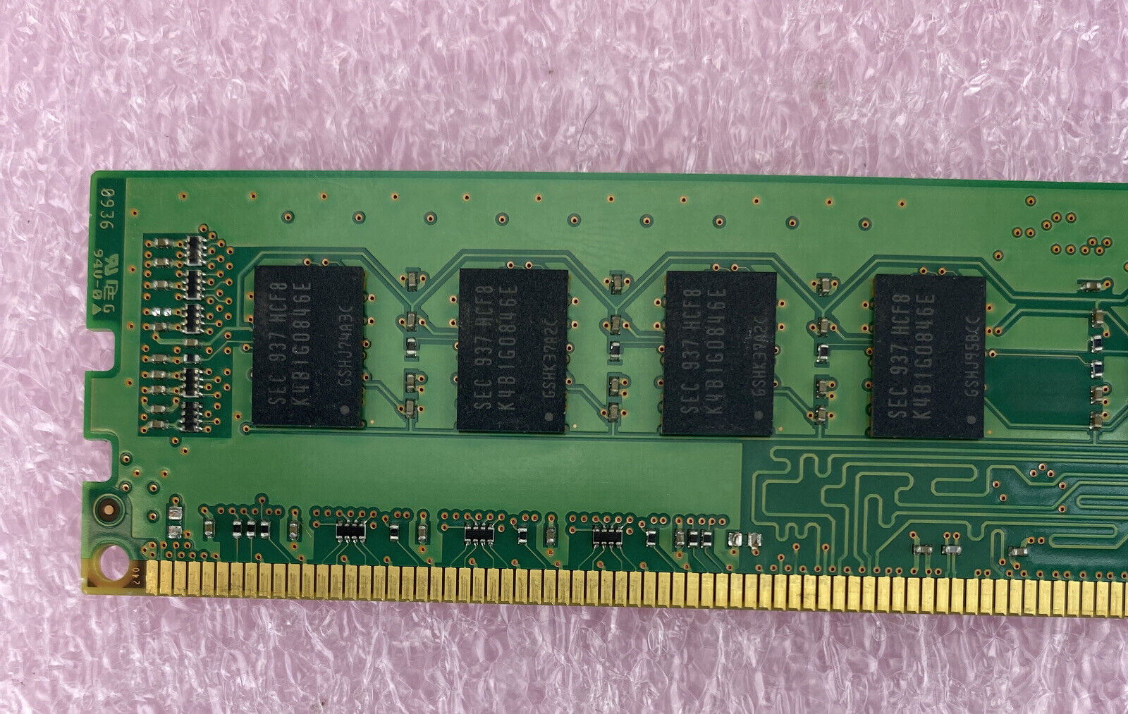 2GB Samsung M378B5673EH1-CF8 PC3-8500u 2Rx8 CL7 1066 MHz DDR3 1.5V Unbuffered